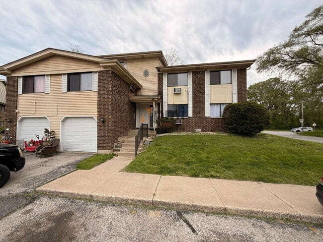 Building Photo - 6248 Kathryn Ct Unit Apt C