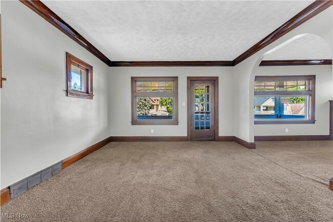 Photo - 9806 Sladden Ave Unidad 2/UP