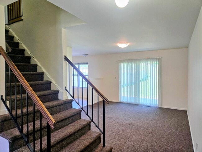 Building Photo - 1415 Robert St