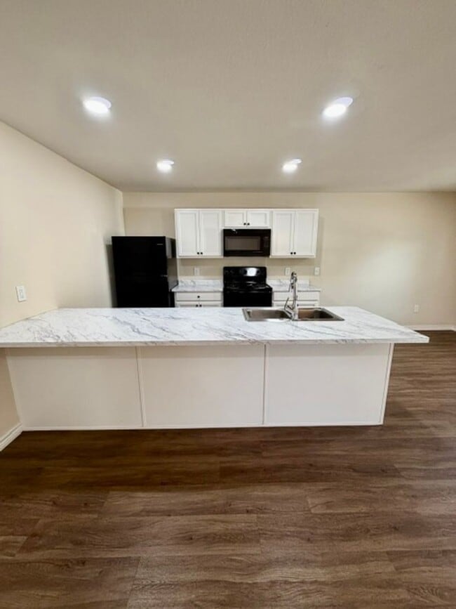 102 Pecan Dr