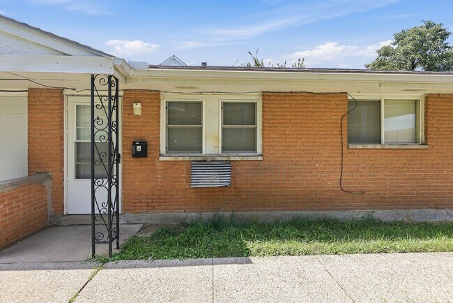 Building Photo - 2646 Home Ave Unit A