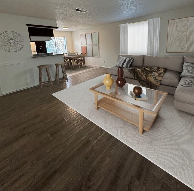 Building Photo - 1410 Blalock Rd Unit 9