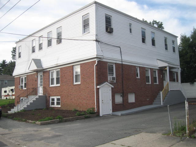 Photo - 271 Woonasquatucket Ave Apartments