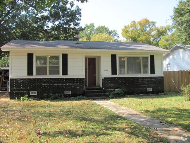 Building Photo - 1403 N Detroit Ave Rental