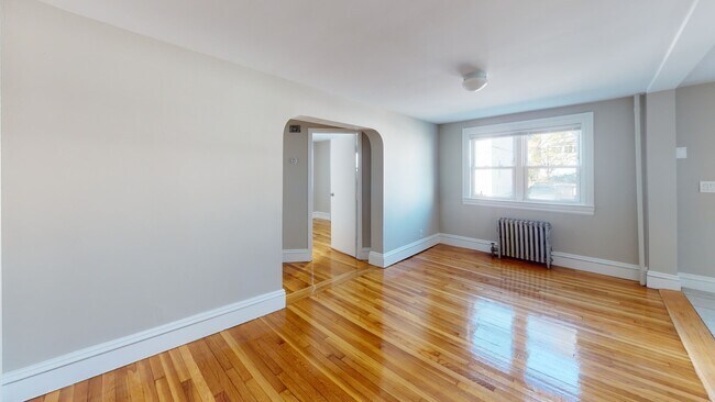 Photo - 18-20 Kelley Ct. #18 Brighton