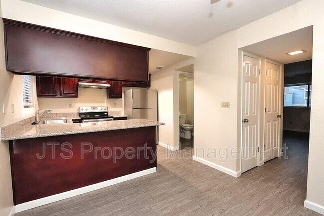 Photo - 5844 Alorn Ln