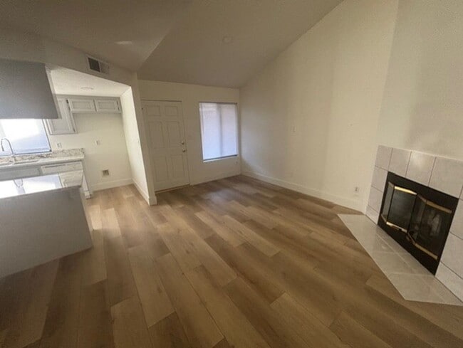 817 Quail Ln
