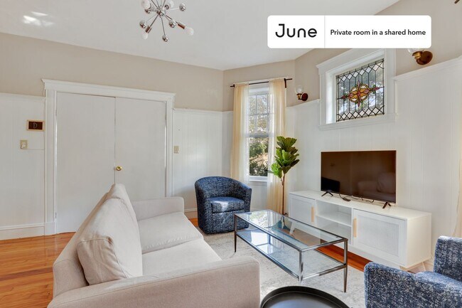 Photo - Room in Shared 4 bed/1 bath home Unit D