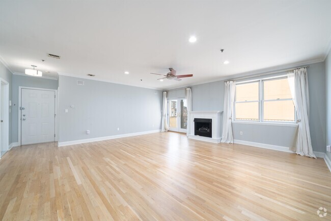 Building Photo - 452 2nd St Unit 6 Rental