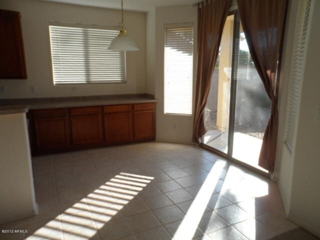 Photo - Large 3 Bedroom Split Floor Plan with a Great Room !