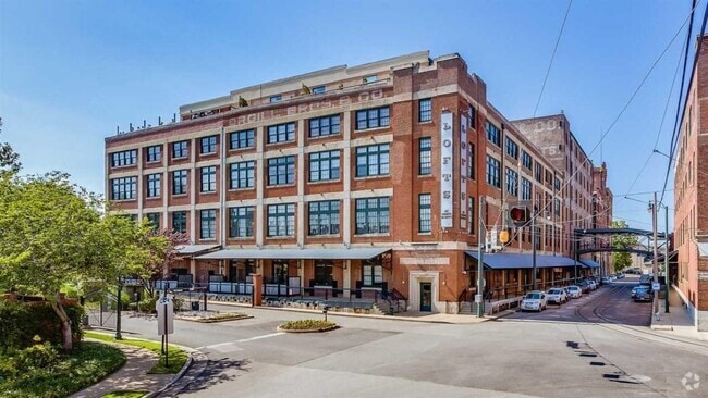 Building Photo - 505 Tennessee St Unit PH4 Rental