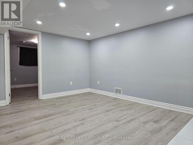 Photo - 366 E 23rd St