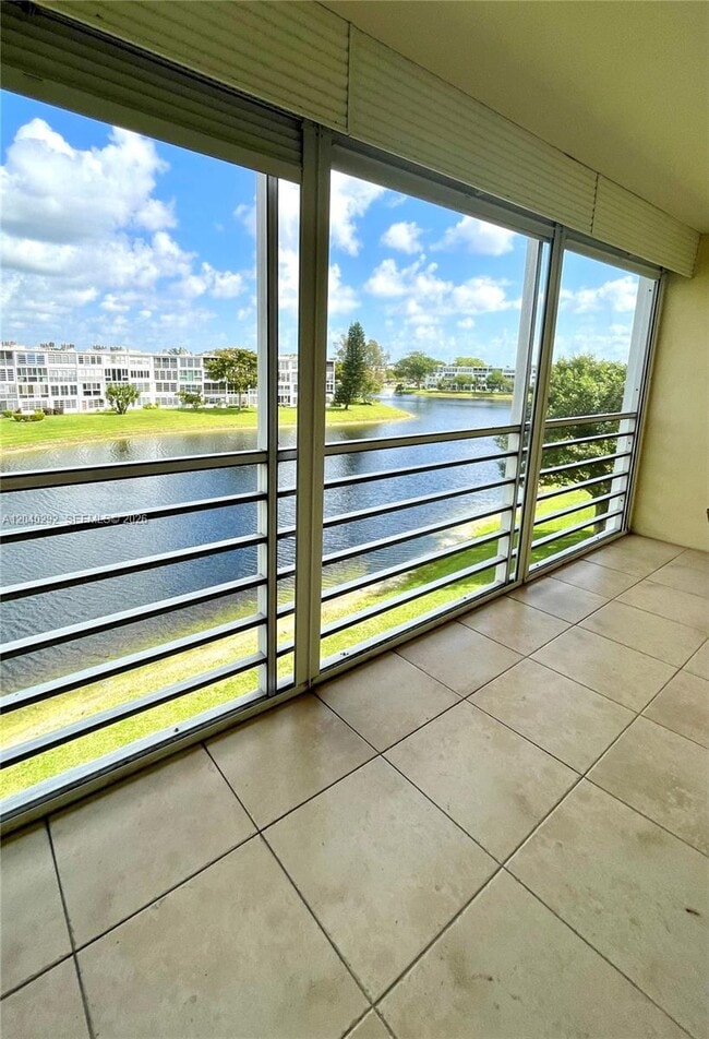 Photo - 4031 Harwood D Unidad 4031