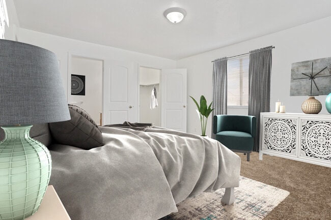Photo - Falcon Park Apartments