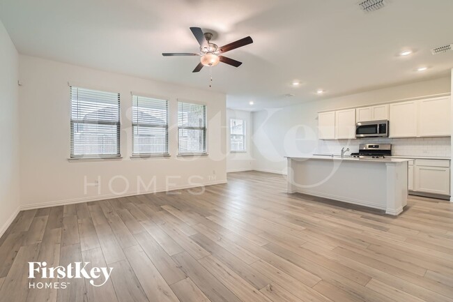 Photo - 2324 O Keefe Dr