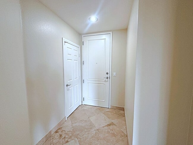 Photo - FREE WEEK PROMO! 2 BEDROOM 2 BATH GUARD GA... Unit 208