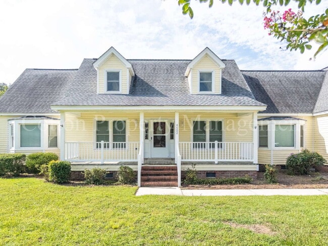 4602 Terry Ln