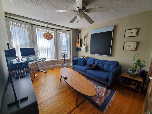 Photo - 262 Wellington St Unit 4