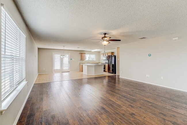 Photo - 9209 St Martin Rd