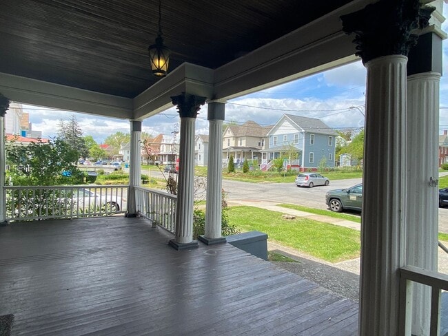 Photo - 1334 Chapman Ave SW Unit 3