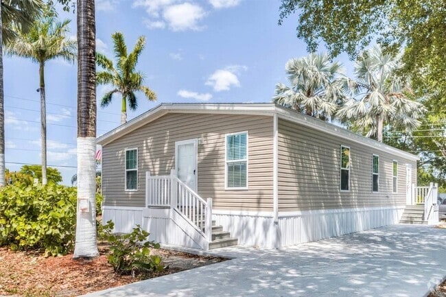 Building Photo - 309 W Buell Dr Rental