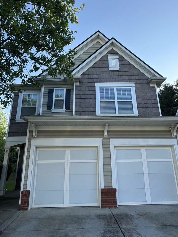 Photo - 2692 Briaroak Drive