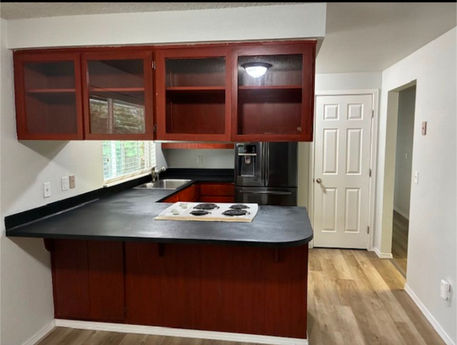 Photo - 874 Marvin Rd SE