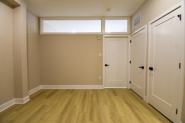 Photo - 1030 N 48th St Unidad C102