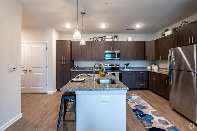 1HAB, 1BA - 828 ft² - Tryon Farms