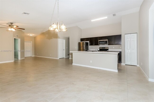 Photo - 4522 SW Savona Blvd