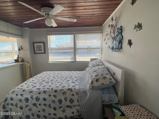 Photo - 15 Neptune Park Dr