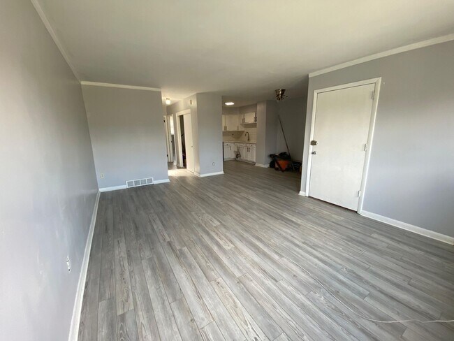 Photo - 2638 Daphne Rd Unit 2