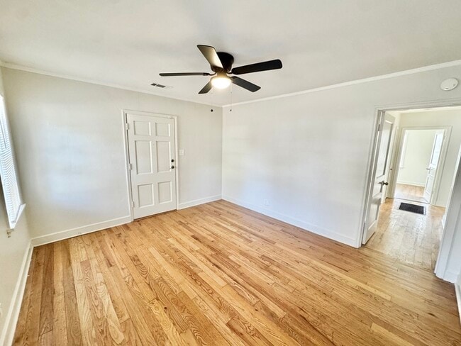 Photo - 3880 Spottswood Ave