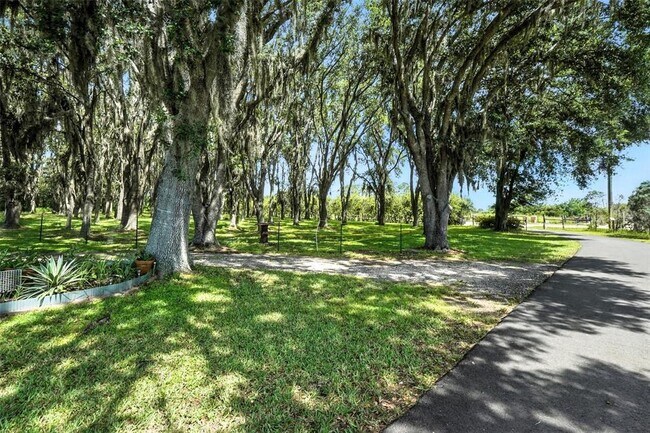 Photo - 8218 Pine Island Rd