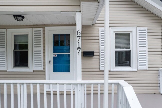 Photo - 6717 E Ledge St