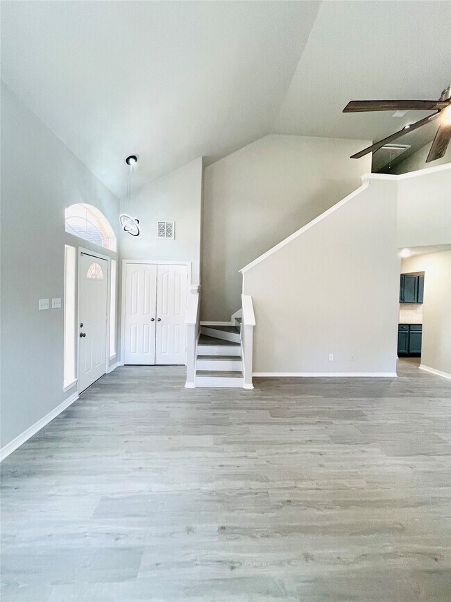Photo - 1719 Park Forest Dr