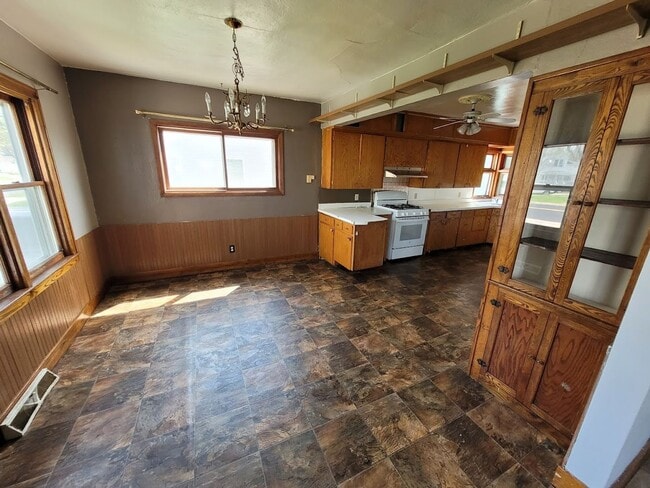309 Weston Ave