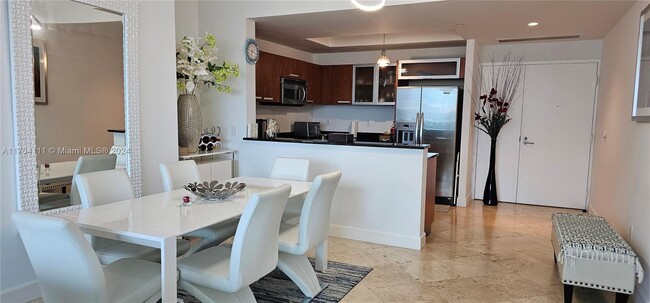 Building Photo - 3131 NE 188th St Rental