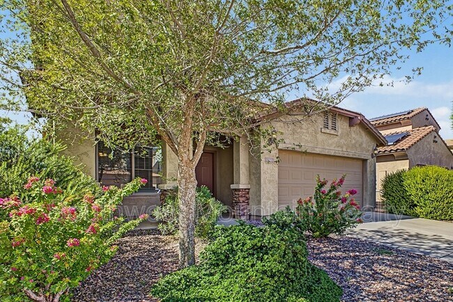 2346 N Monticello Dr