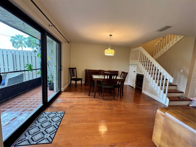 Photo - 9023 Vineyard Lake Dr