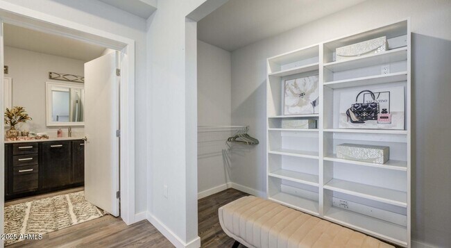 Photo - 11850 W Fillmore St Unit 1