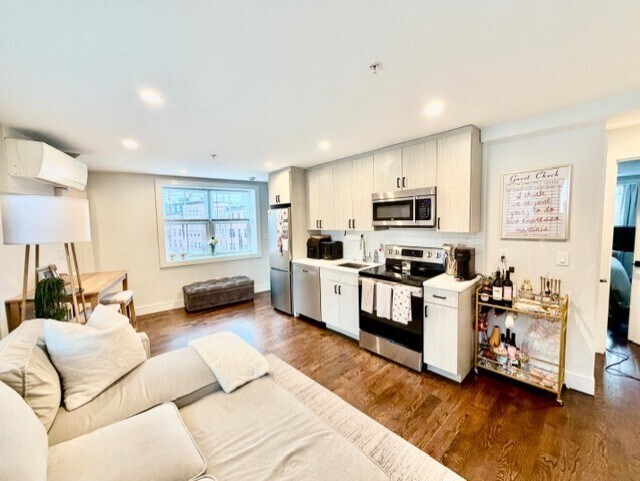 Photo - 366 Hanover St Unidad 6