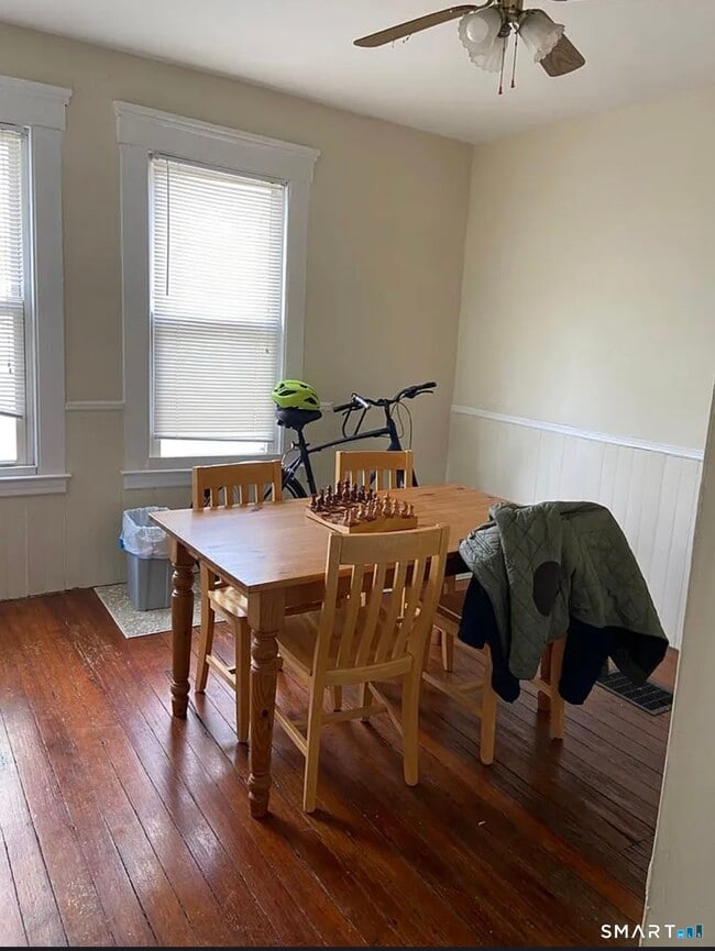 Photo - 49 Edwards St Unit 1B