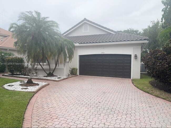 Photo - 1400 Lacosta Dr W
