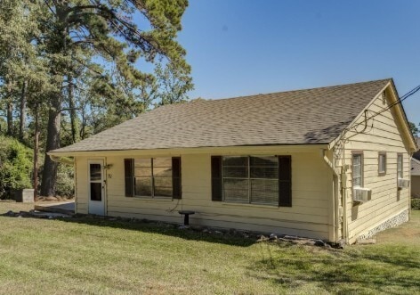 Photo - 711 Cherokee Dr