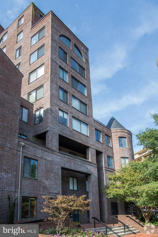 Building Photo - 3 Washington Cir NW Unit 803 Rental