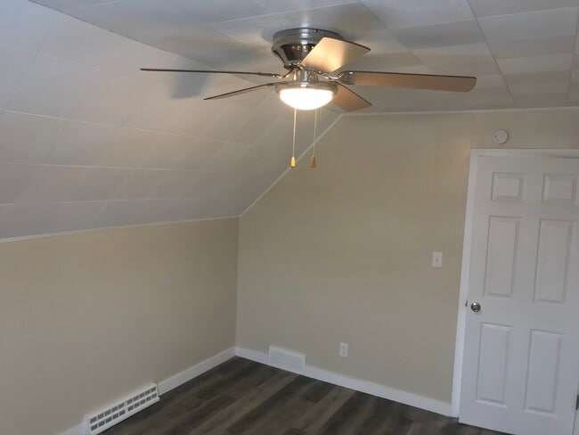 Photo - 1011 W College Ave Unidad #2