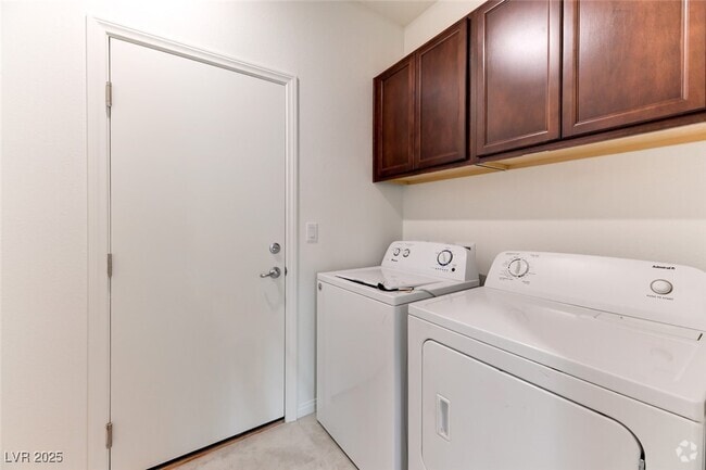 Building Photo - 9133 Ruby Cove Ct Rental