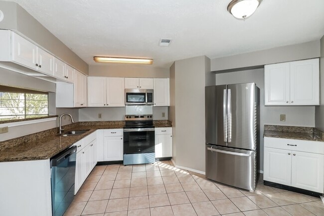Photo - 10111 King Ranch Ln
