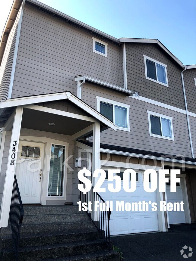 Building Photo - $250 OFF - 3 Bedroom Townhome in Tacoma